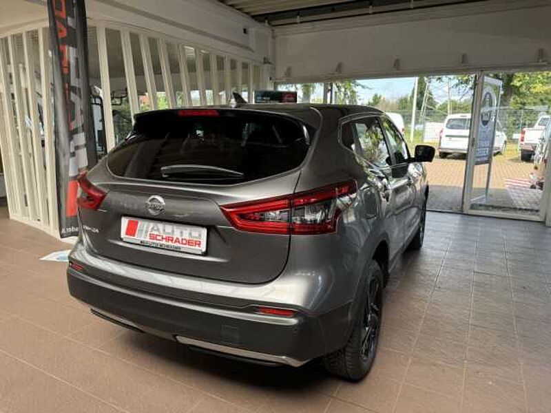 Nissan Qashqai 1.6 dCi N-Connecta