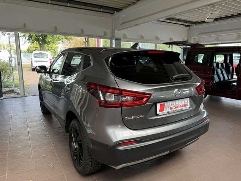 Nissan Qashqai 1.6 dCi N-Connecta