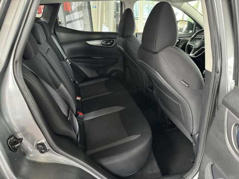 Nissan Qashqai 1.6 dCi N-Connecta